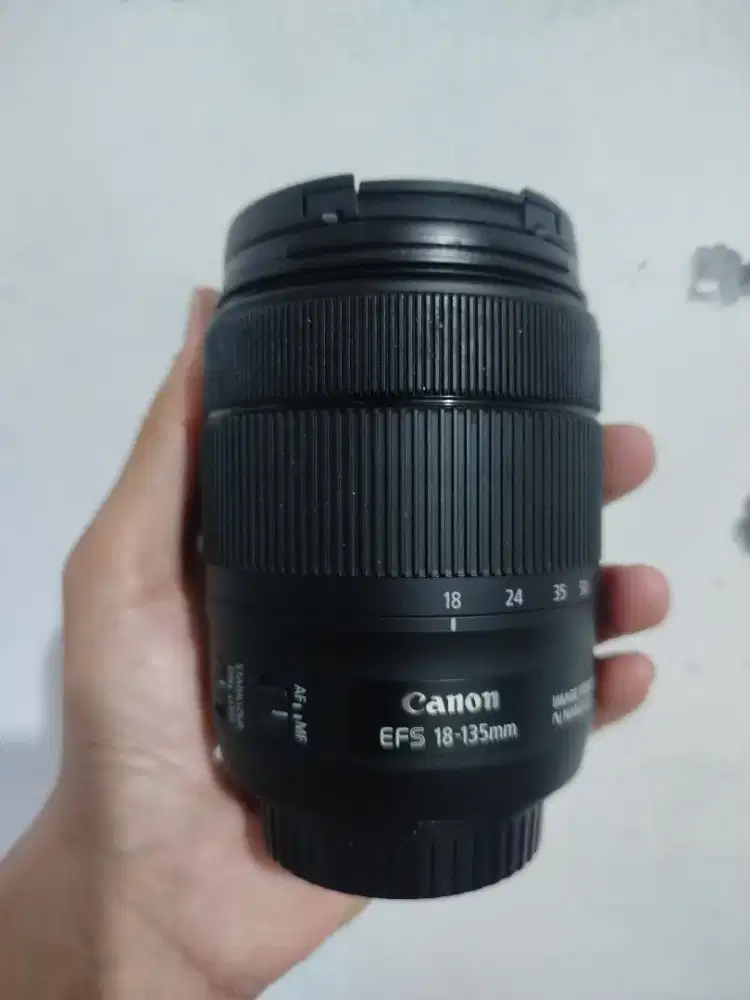 Lensa Canon nano 18-135mm IS USM