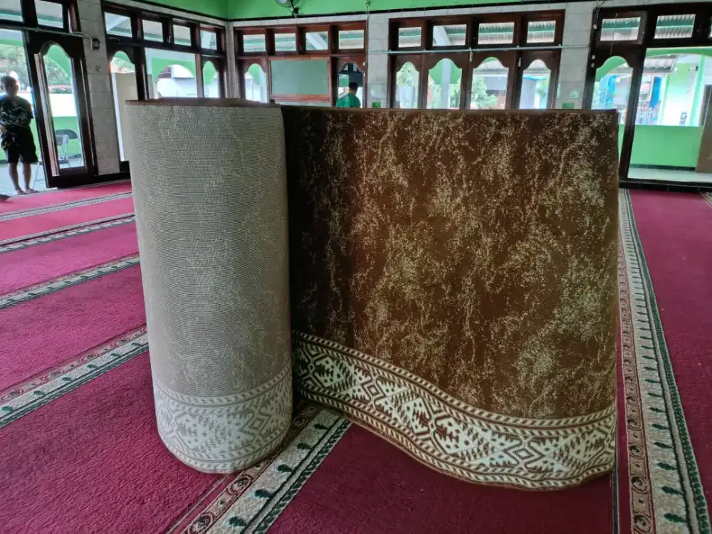 Karpet masjid Lokal