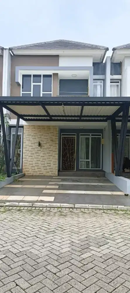 Dijual rumah siap huni diperumahan metland transyogi