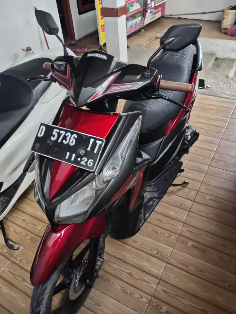 Honda vario tekno thn 2011 siap pakai