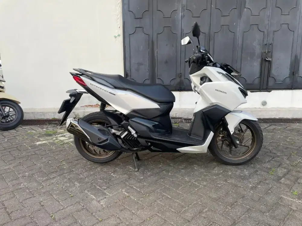 Vario 160 ABS 2025 Pajak Panjang