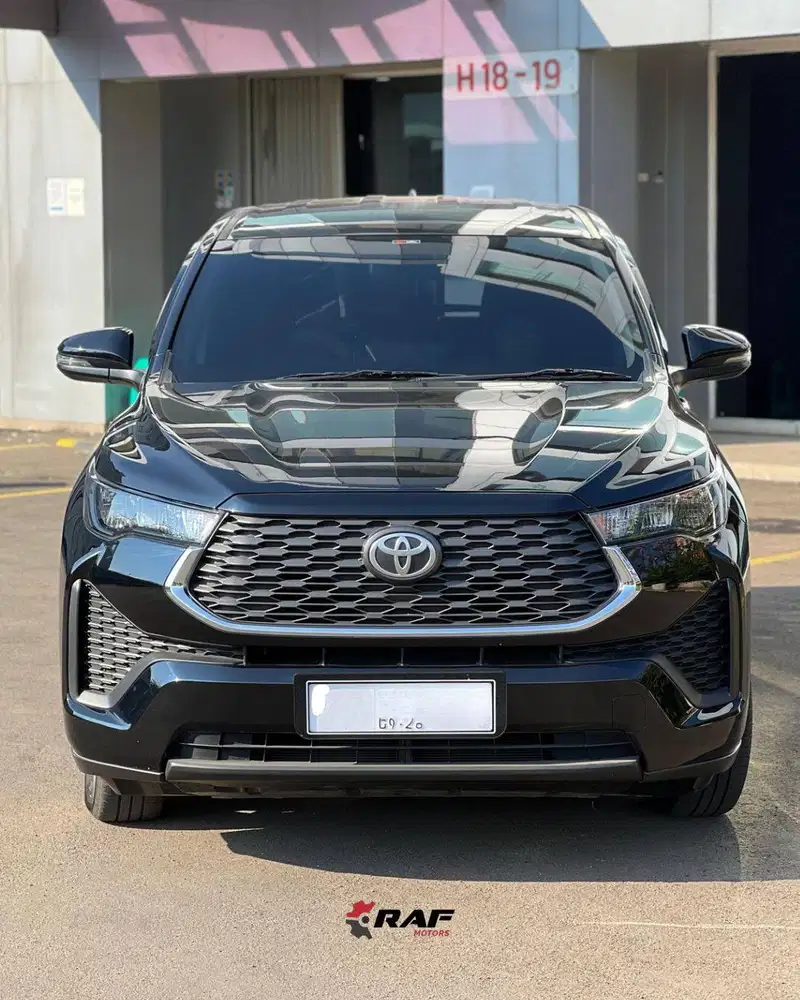 TOYOTA INNOVA ZENIX 2.0 G HYBRID AT 2023 HITAM