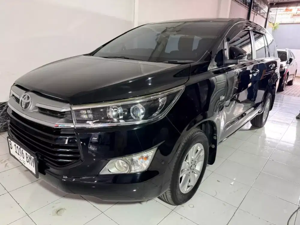 Toyota Innova V At 2.0 bensin 2019