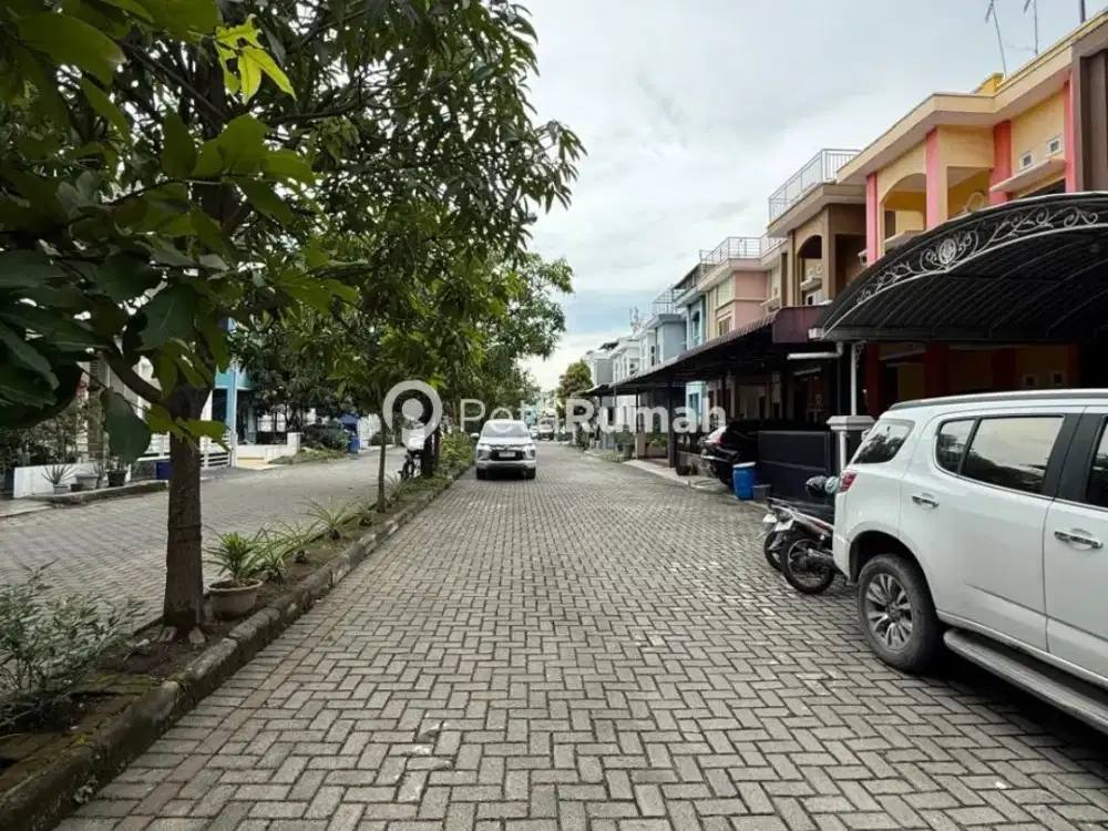 DIJUAL VILLA JALAN PASAR III KOMPLEK SEHATI INDAH-DAERAH KRAKATAU (Indra, richard &amp; Jesslyn)