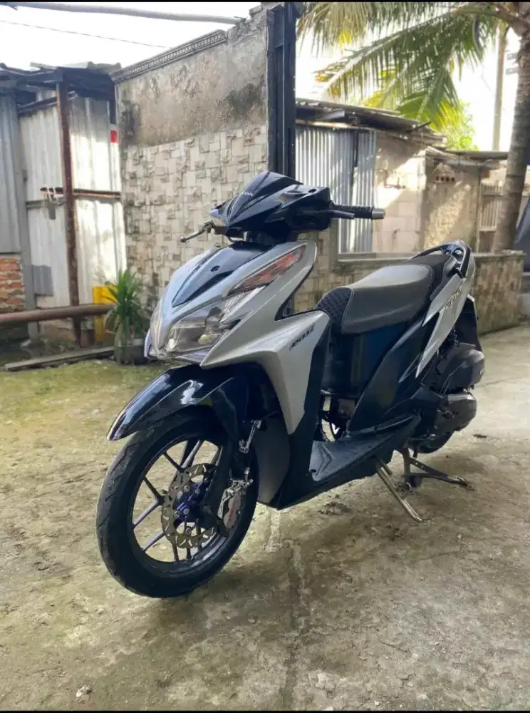 HONDA VARIO 125 OLD KZR