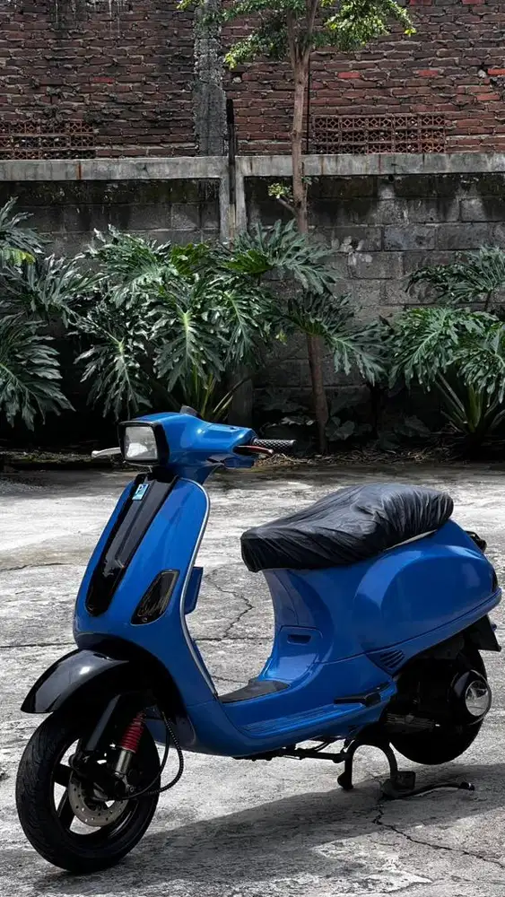 Vespa s 150 2v 2013 blue