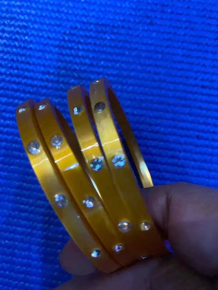 GELANG RENCENG CANTIK – 4 PCS - PRELOVED