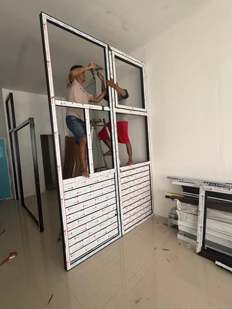 DICARI MARKETING ONLINE / SALES ONLINE aUNTUK PENJUALAN PINTU UPVC