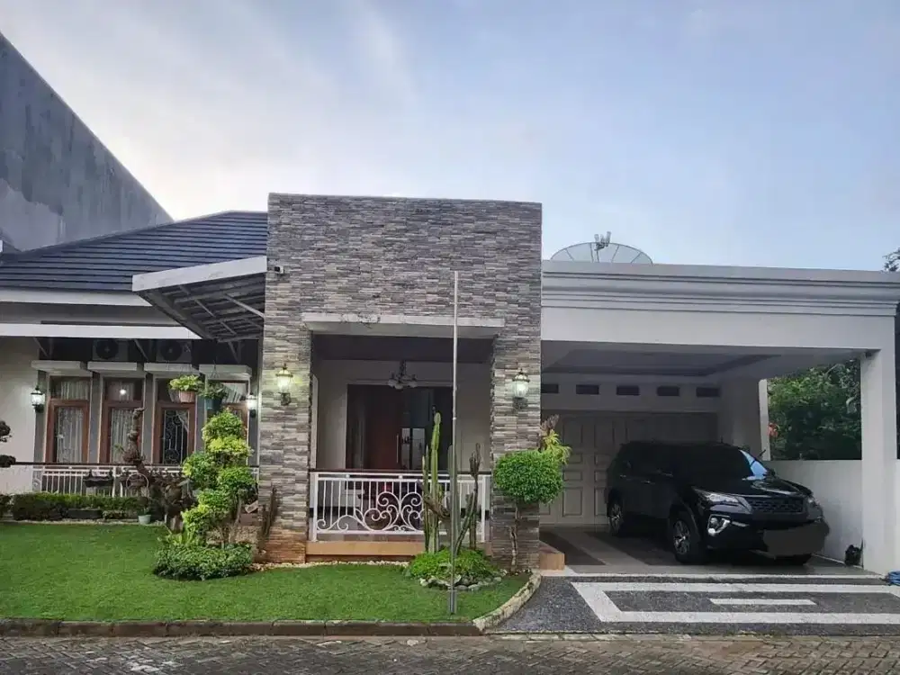 Full furnished rumah mewah graha estetika dekat UNDIP TEMBALANG