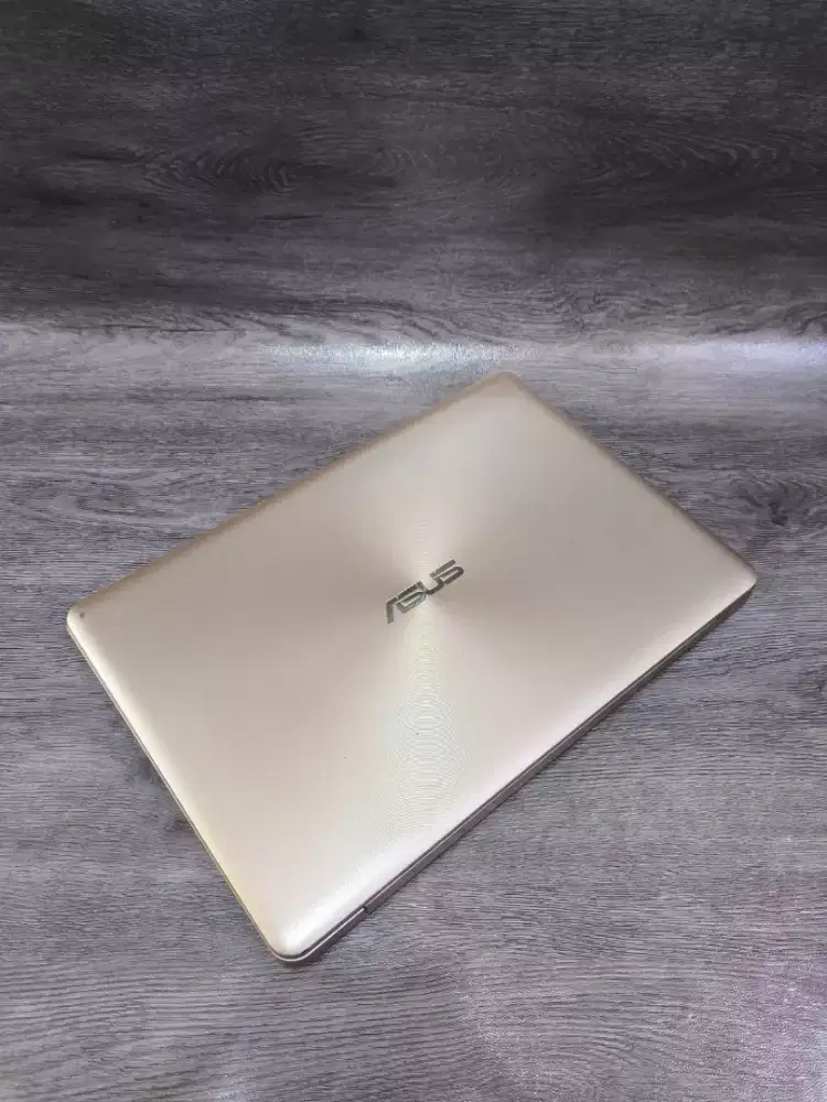 Laptop Gaming Asus A411U i5 Gen8 Dual VGA Ram 16GB Bonus Mouse Baru