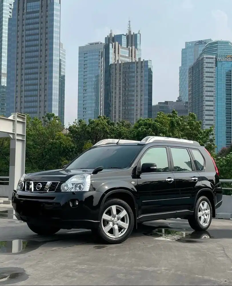 Nissan Xtrail T31 XT 2.5 2009, Hitam Metallic