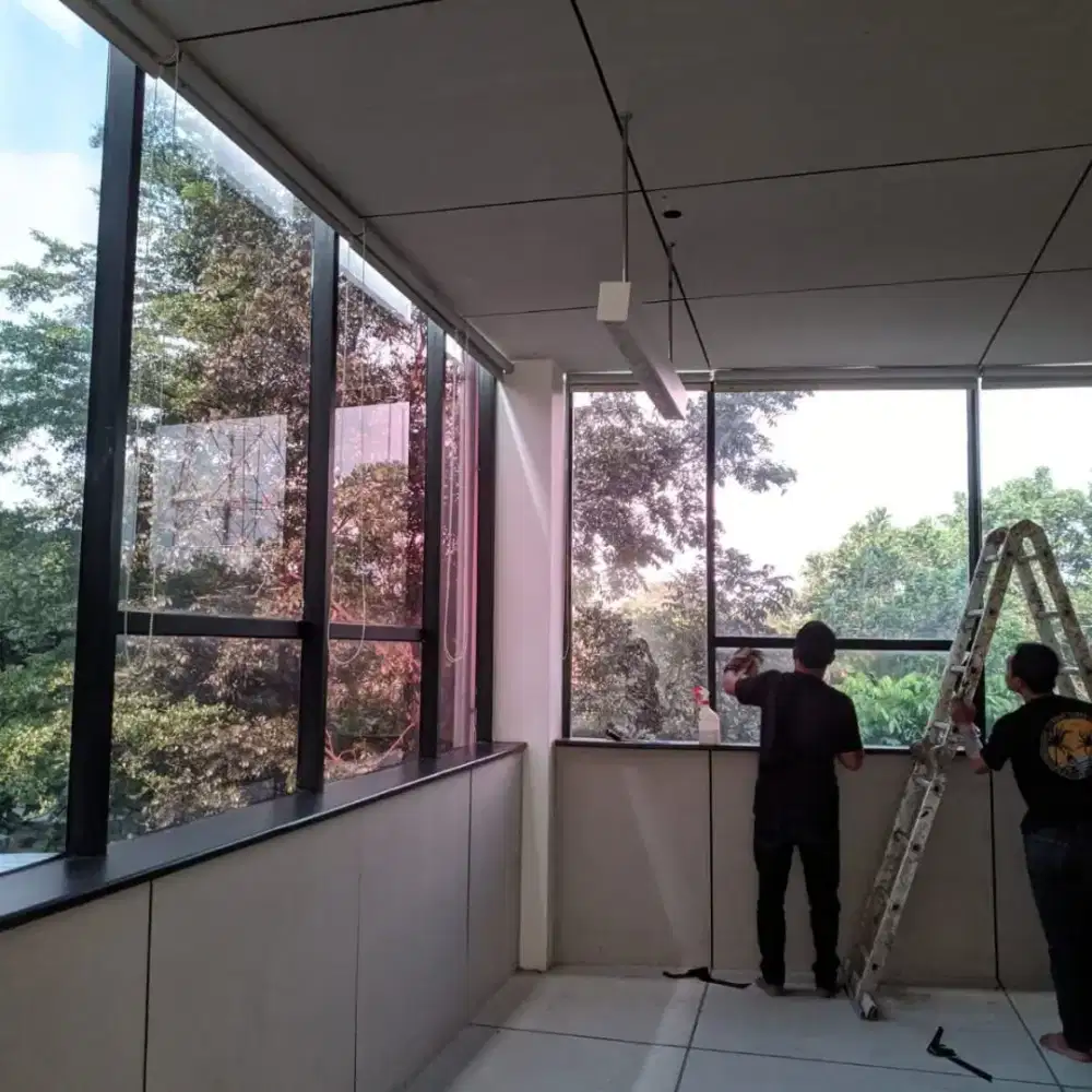 Jasa Pasang Sticker kaca film Rumah