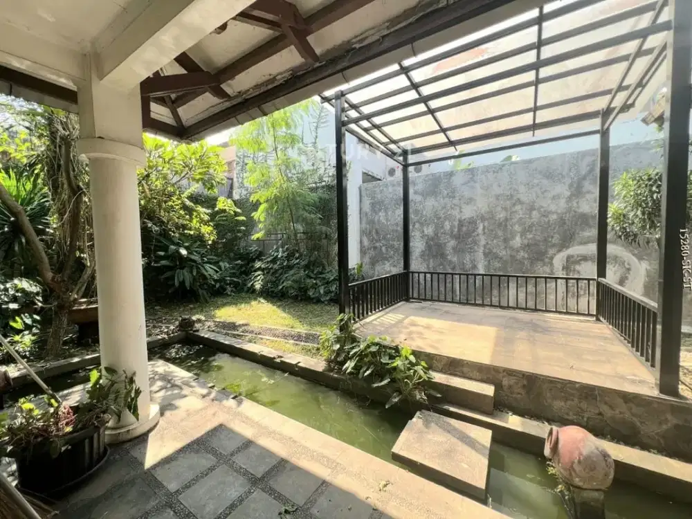 Dijual rumah dengan tanah luas dalam komplek ekslusif di sektor 9 bintaro jaya