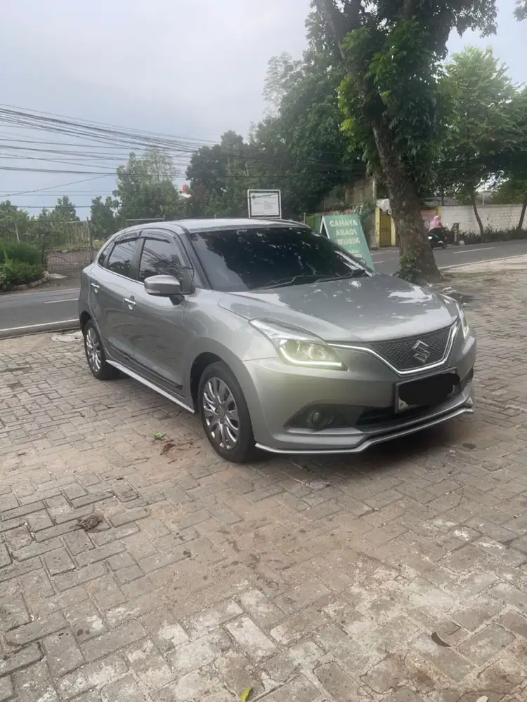 Suzuki Baleno Hatchback 2018 Silver