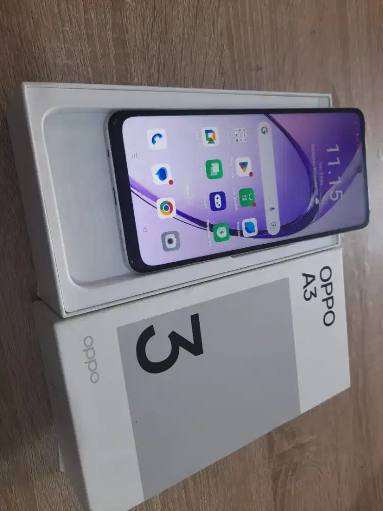 Oppo A3-Finger.4G.Ram 8GB/128GB.PERFECT.GOLDEN PONSEL
