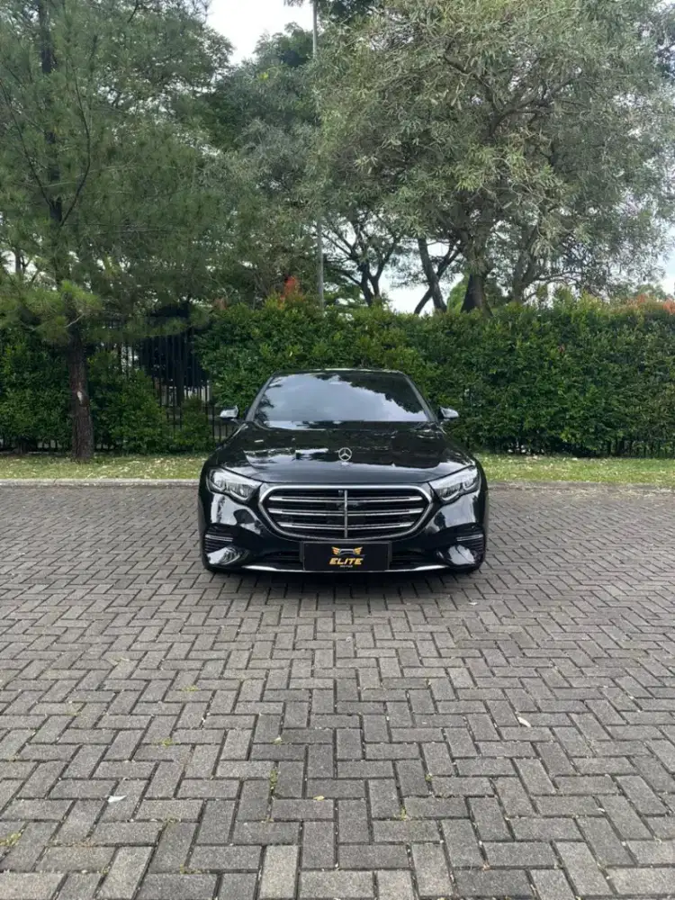 Mercedes Benz E200 Exclusive Line W214 2024