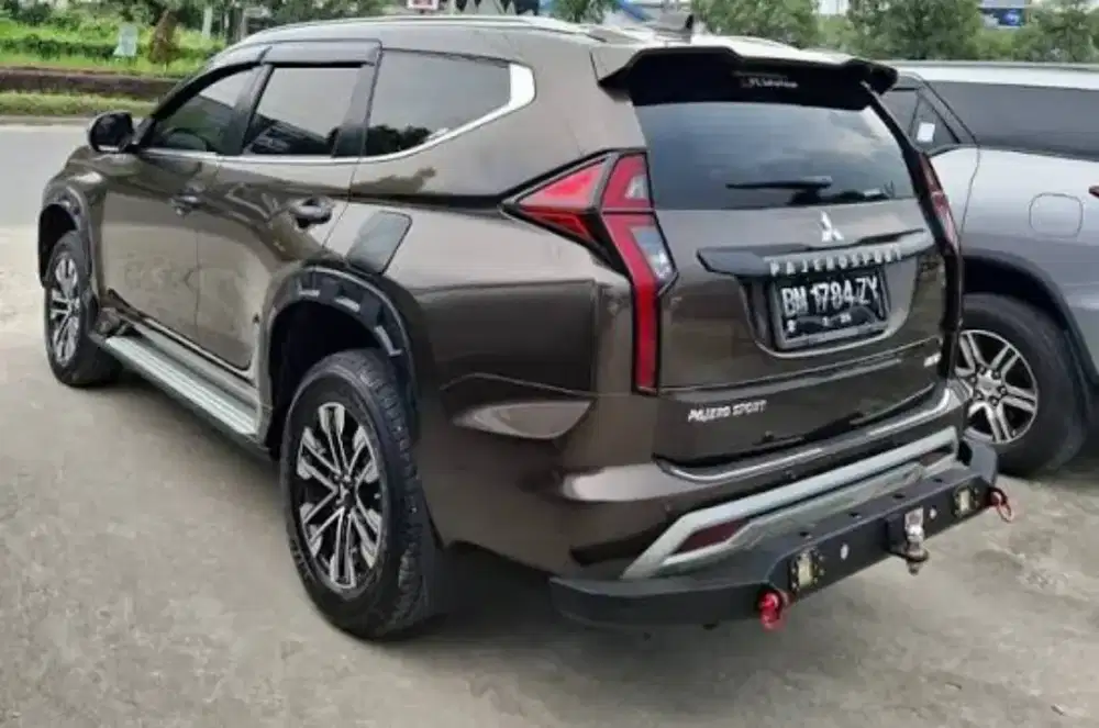 Mitsubishi Pajero sport Dakar 2.4 at