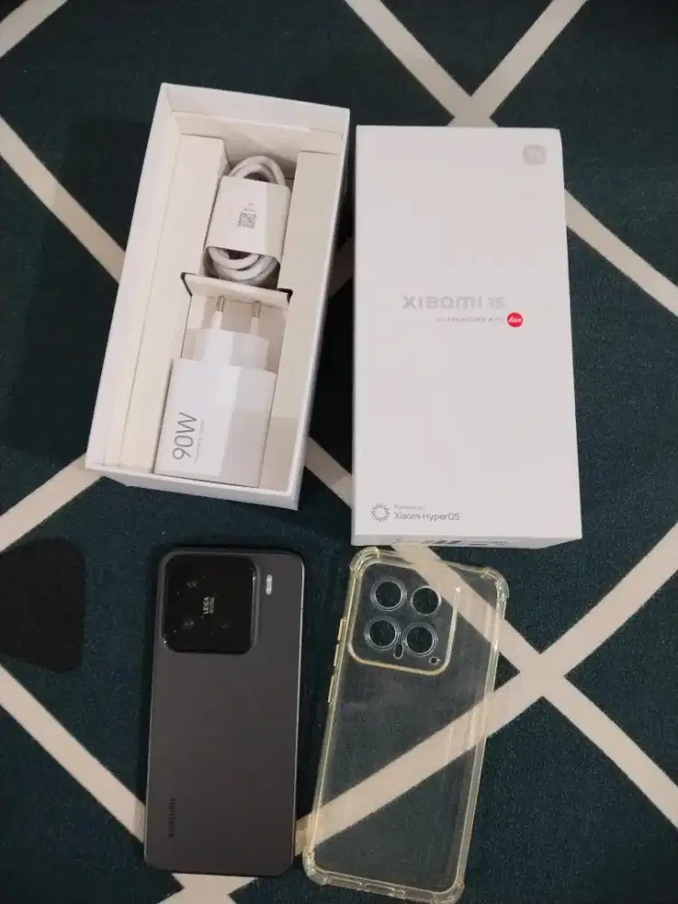 Xiaomi 15 512 garansi sampai september 2027