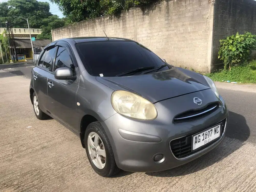 Nissan March 2012 1.2 Manual Silver, Pajak Panjang Irit