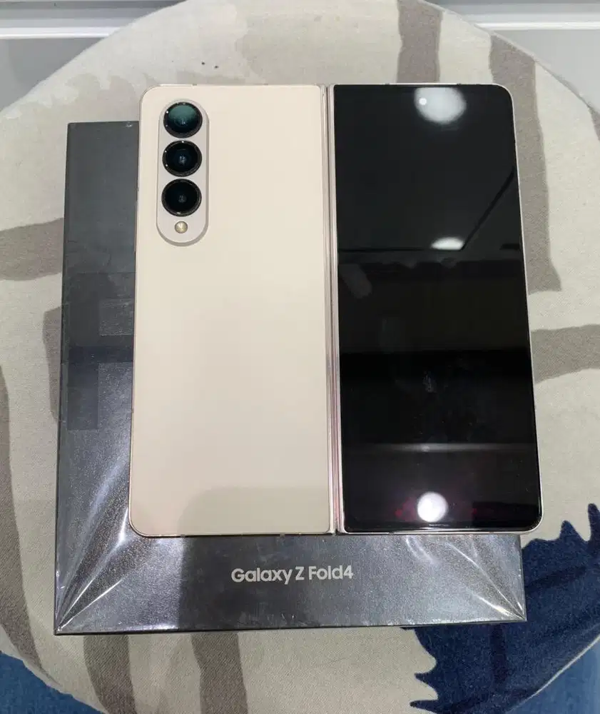 SAMSUNG Z FOLD 4 12/256GB BEIGE RESMI