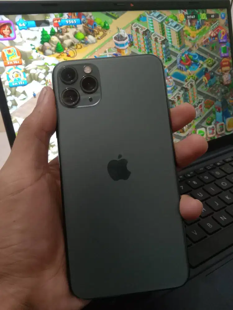 iPhone 11 Pro Max  64 all operator