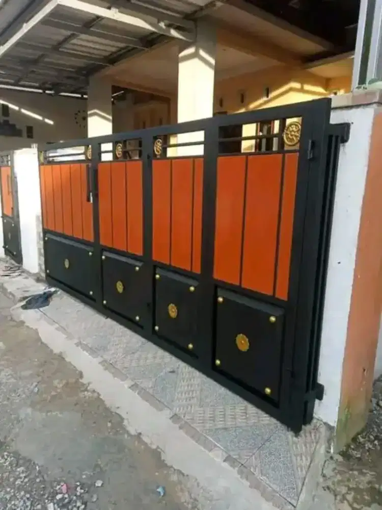 Besi pagar pintu