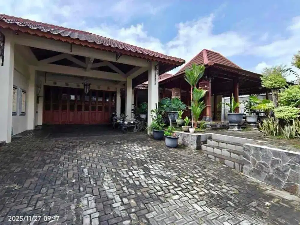 Rumah Joglo Bagus Strategis
