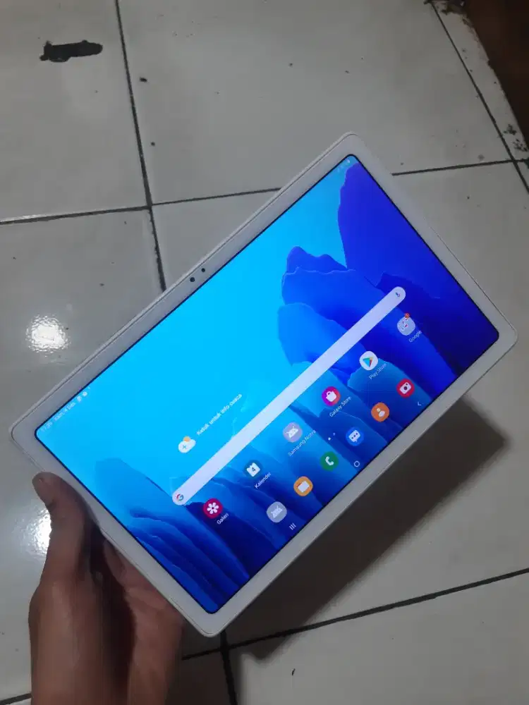 Samsung Galaxy A7 10.4 (2021) Celuler Wifi Original Resmi