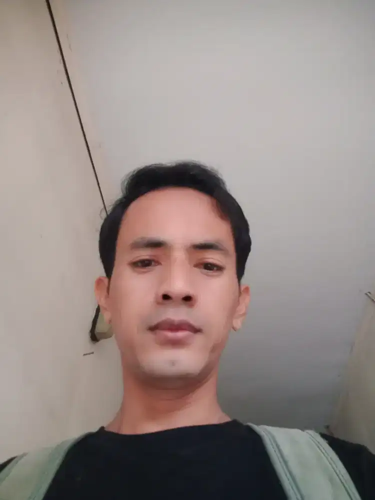 Lagi nyari kerja ,apa aja yang penting halal