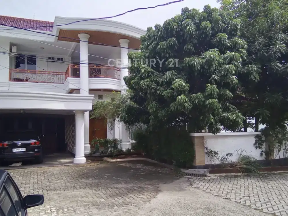 Rumah Megah Ada Kolam Renang Di Komp Kartika Jaya Jakarta Timur