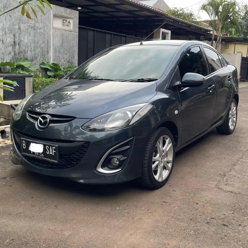 Mazda 2 R At Km 80 Rb 2011