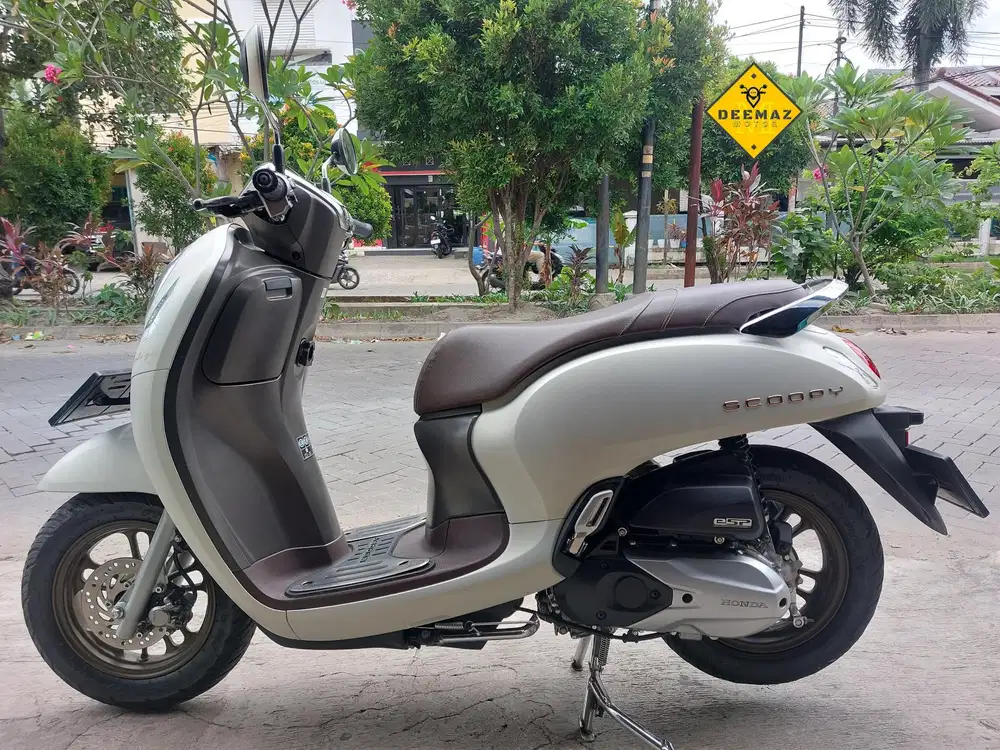 (DP 400)‼️ Plat B TangKot Scoopy Prestige Keyless Putih 2023