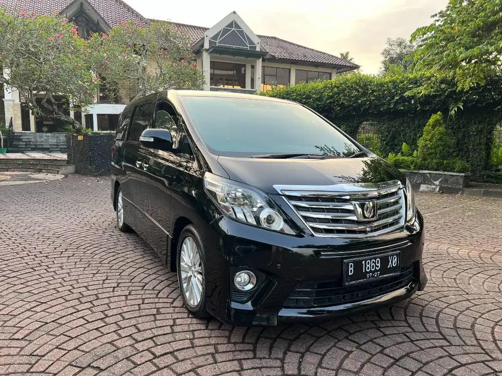 Toyota Alphard 2.5 S premium sound AT 2012 pilot seat