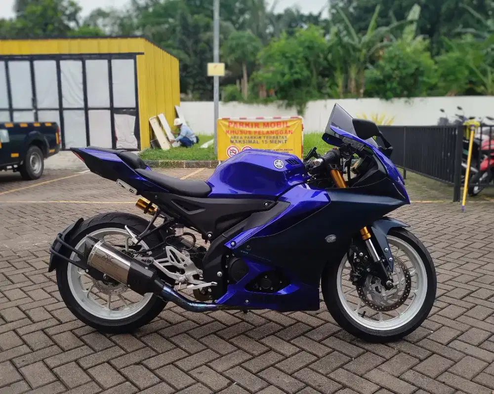 MOTOR SPORT YAMAHA R15 V4 2023 SURAT LENGKAP PAJAK HIDUP PANJANG MODIF
