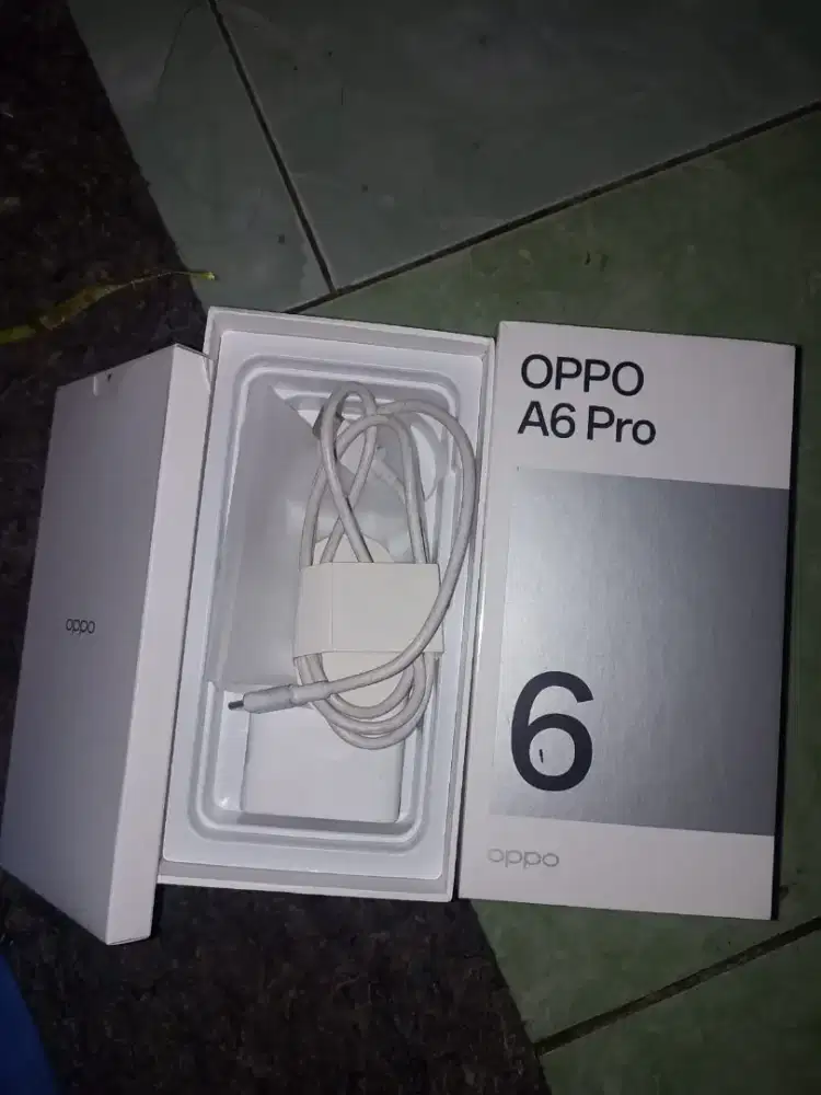 Hp Oppo a6 pro garansi resmi erafone pemakaian hp baru 1 bulan