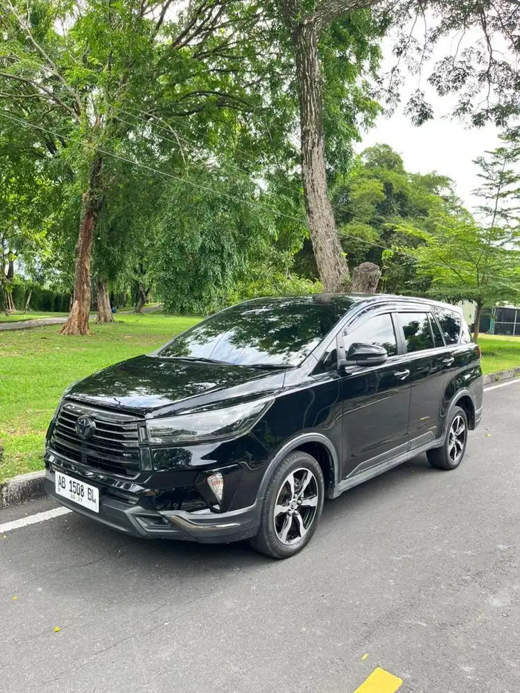 INNOVA VENTURRER DIESEL MATIC