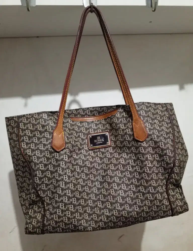 Bonia Tote bag Original