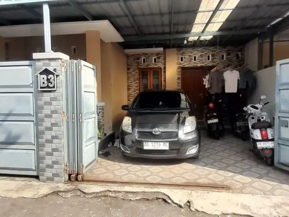 Dijual Rumah di Kompleks Dekat Pasar Sleman