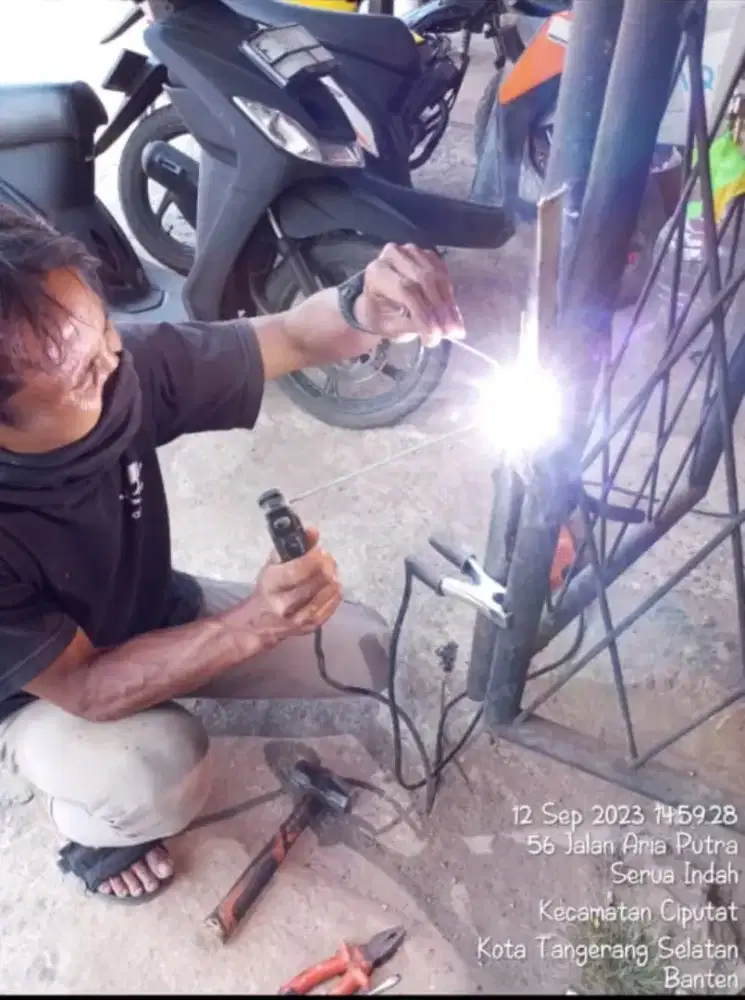 Tukang las panggilan