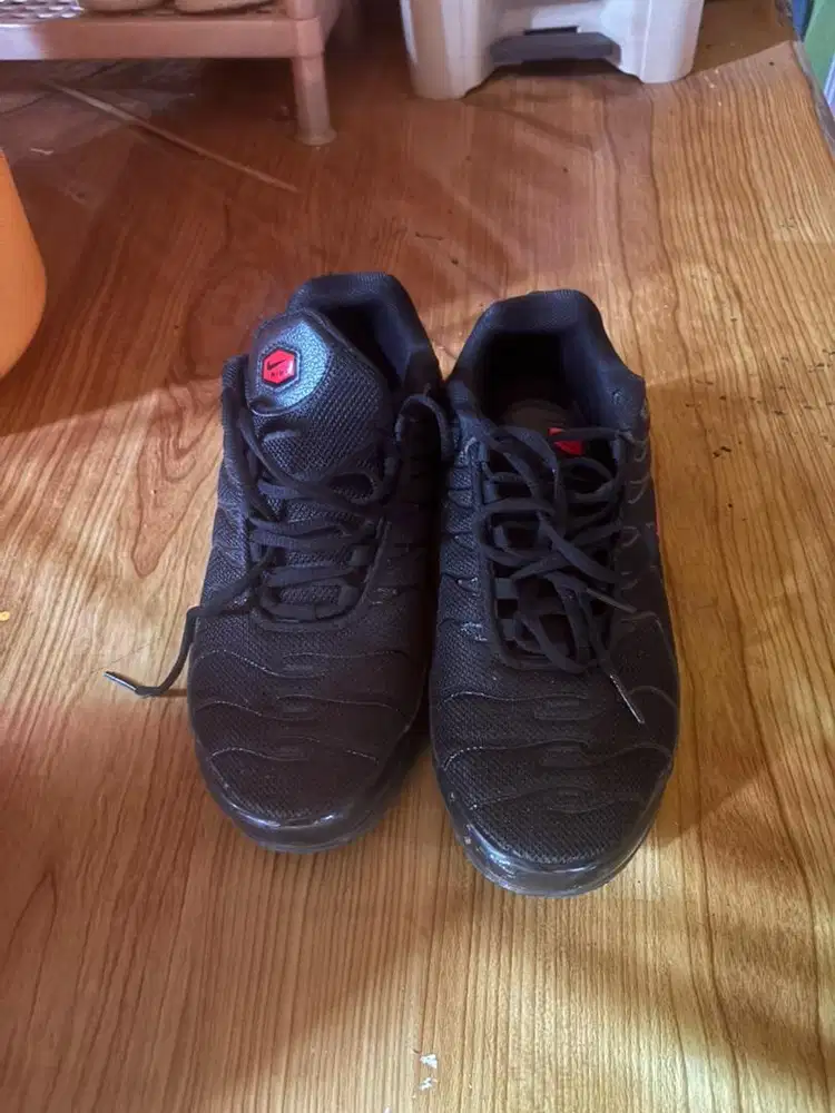 Jual sepatu nike air black ukuran 41