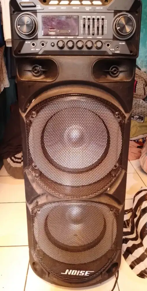 SPEAKER WIRELESS NOISE