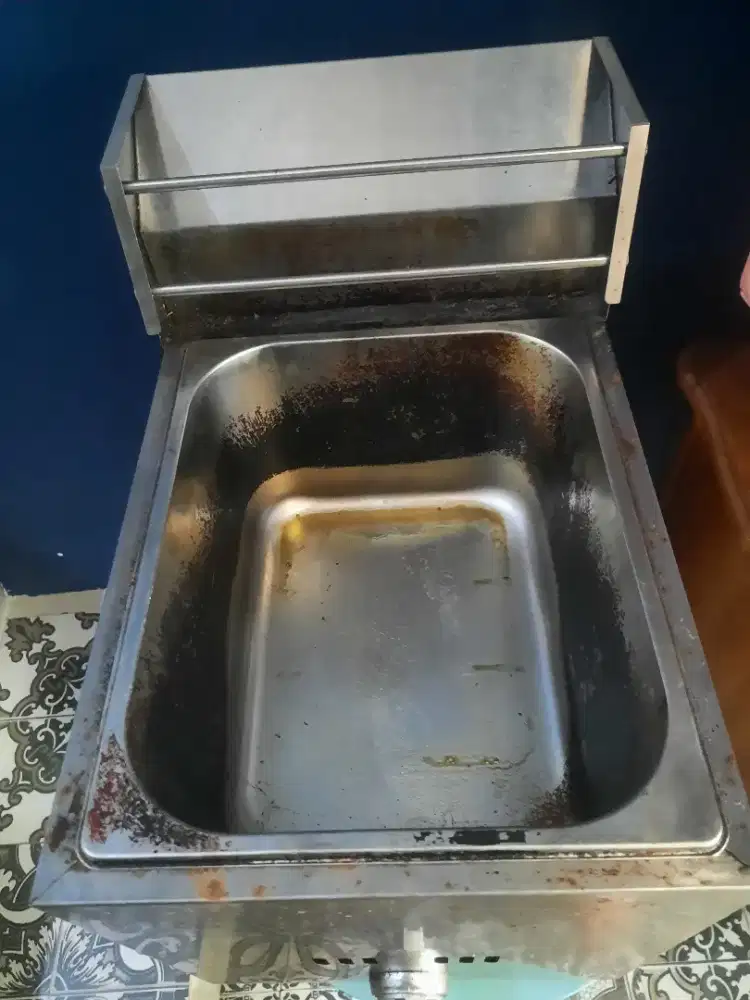 Kompor deep fryer getra