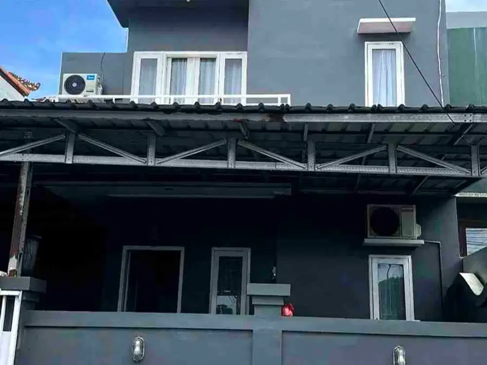 Rumah 2 Lantai di Kawasan Taman Griya Jimbaran