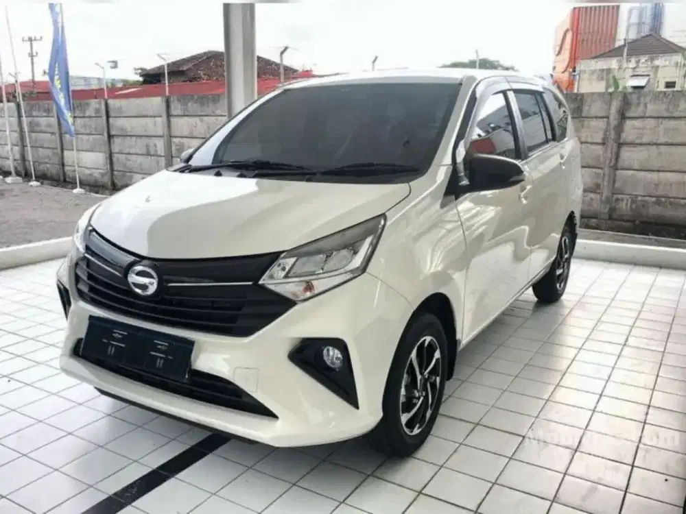 Dijual daihatsu sigra th 2024,manual,plat dmk,istimewa,dst.