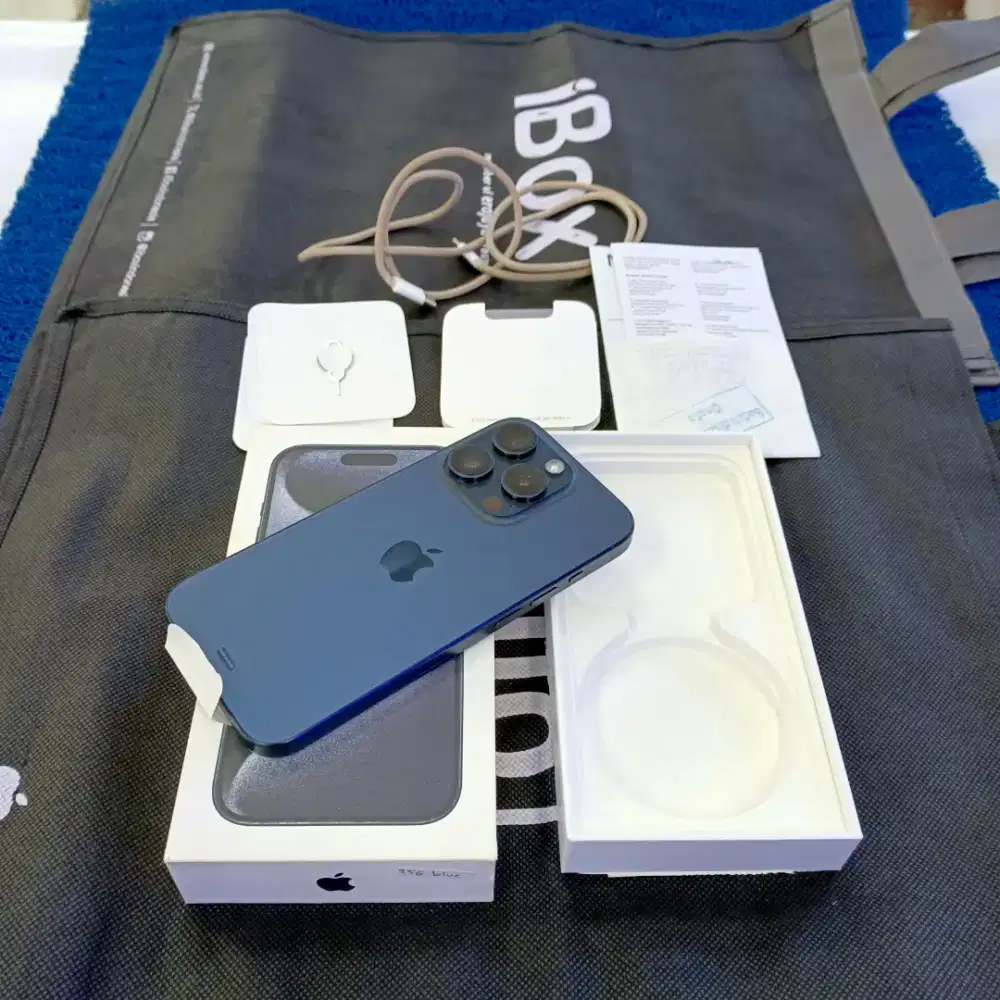 Iphone 15 Pro 256gb 99% muluss like new Ex grs resmi iBox
