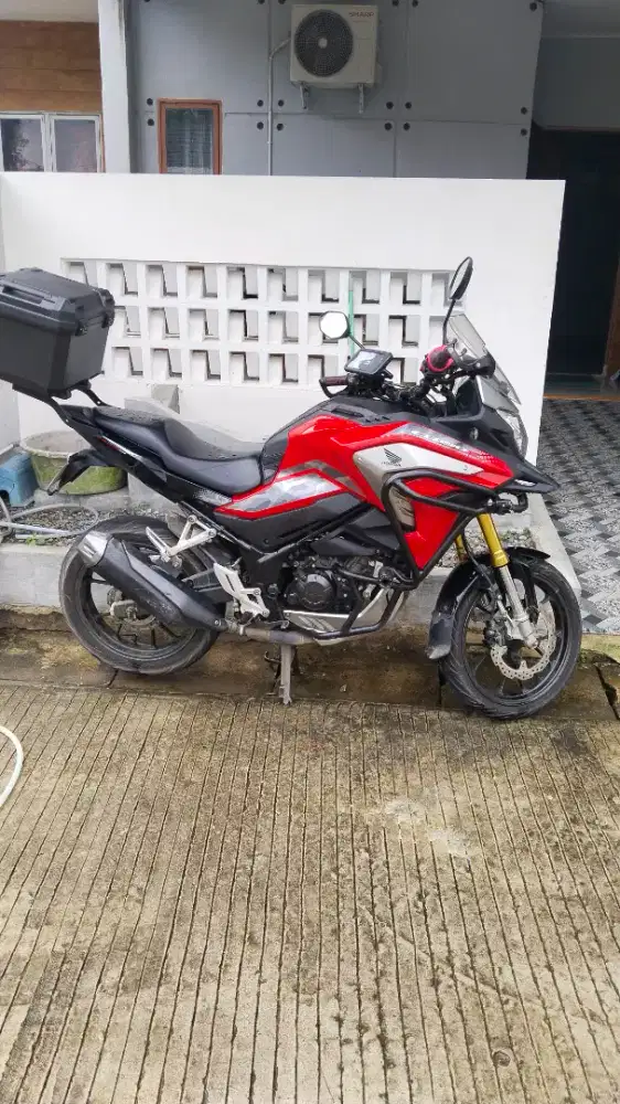 Dijual motor Honda CB150X