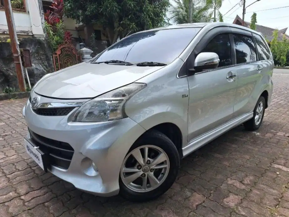 TOYOTA AVANZA 1.5 VELOZ BENSIN AT 2015 KTZL