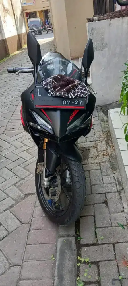 CBR150R tahun 2022 pajak mati 3 thun pelat hidup Bkpb lengkap