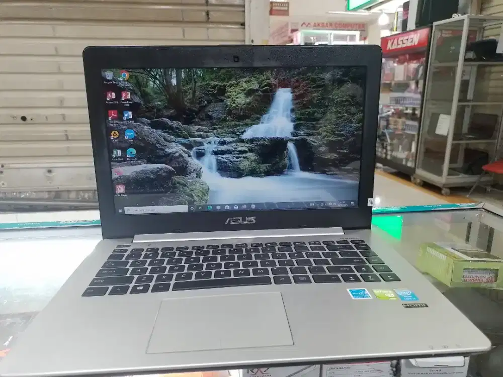 Laptop Asus A451L intel core i3-4010U