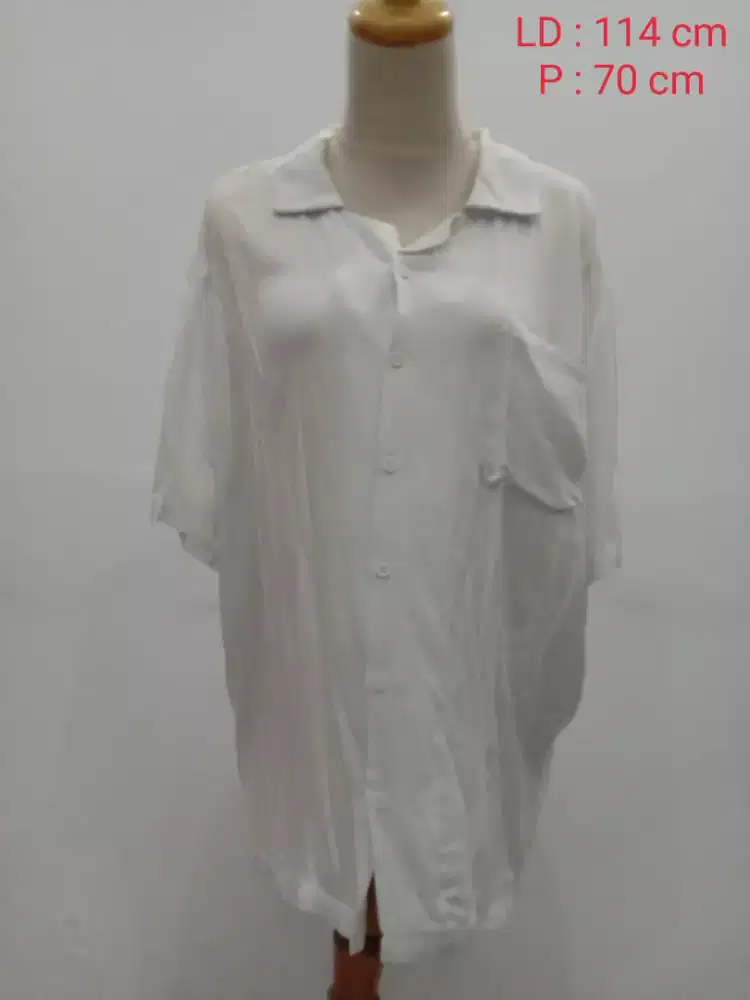 Kemeja Blouse Putih Bersih